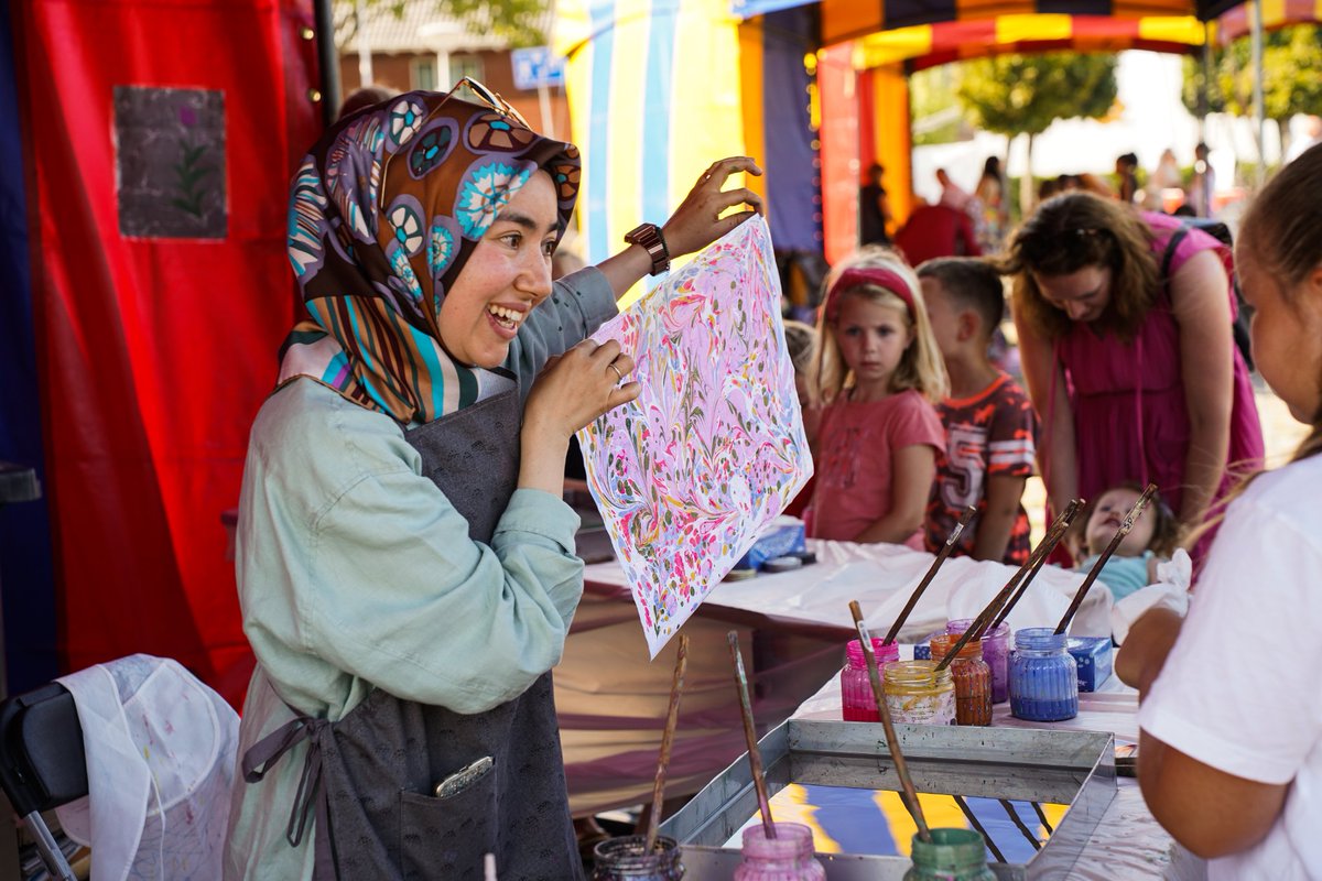 Het ophalen van vragen en wensen binnen het culturele veld en die vertalen naar concrete activiteiten zoals kennisbijeenkomsten en trainingen. Is dit iets voor jou?  bit.ly/projectleider-… #vacature #cultuurparticipatie