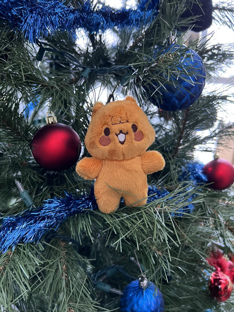hongmoni's tweet photo. merry nuggetmas everyone https://t.co/TeWgvNO1CP