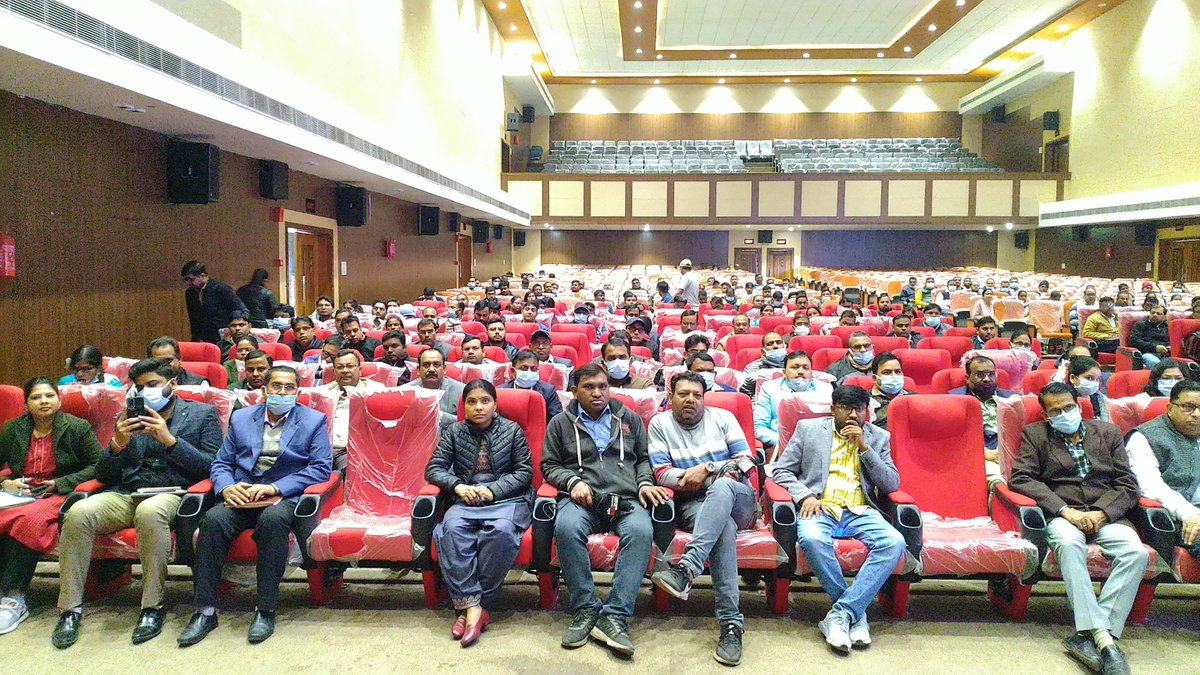 DDC Dhanbad (@ddcdhanbad) on Twitter photo Under the aegis of the ongoing "Good Governance Week" a workshop with the theme "Prashashan Gaon Ki Aor" was organized today at 11:00 am at the New Town Hall Dhanbad ...
1/5
#SushasanSaptah2022 #PrashasanGaonKiAur
<a href="/PMOIndia/">PMO India</a> <a href="/DrJitendraSingh/">Dr Jitendra Singh</a> <a href="/DARPG_GoI/">DARPG ЁЯЗоЁЯЗ│</a> <a href="/PIB_India/">PIB India</a> Under the aegis of the ongoing "Good Governance Week" a workshop with the theme "Prashashan Gaon Ki Aor" was organized today at 11:00 am at the New Town Hall Dhanbad ...
1/5
#SushasanSaptah2022 #PrashasanGaonKiAur
<a href="/PMOIndia/">PMO India</a> <a href="/DrJitendraSingh/">Dr Jitendra Singh</a> <a href="/DARPG_GoI/">DARPG ЁЯЗоЁЯЗ│</a> <a href="/PIB_India/">PIB India</a>