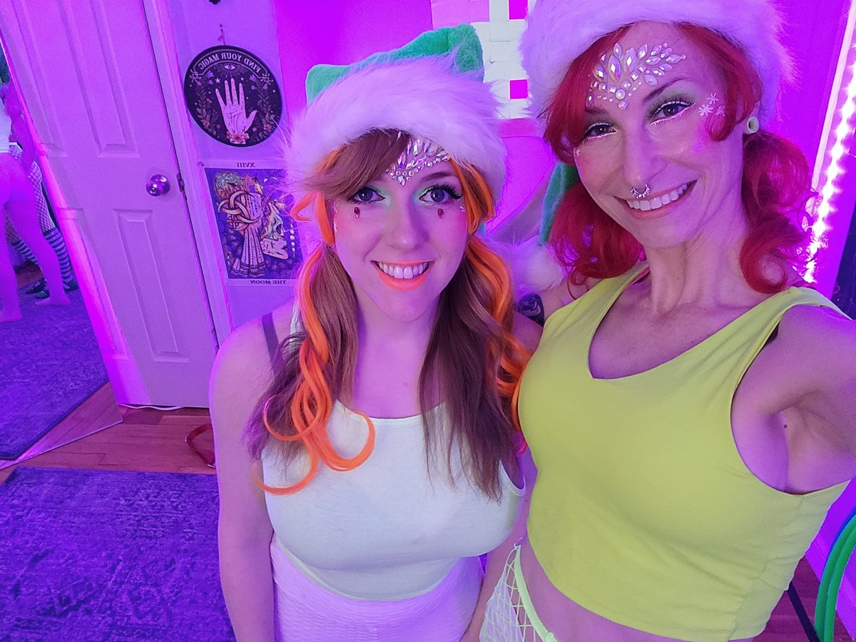 Spoopy Kitt on Twitter: "We live over at @Wyked_Lylith channel"