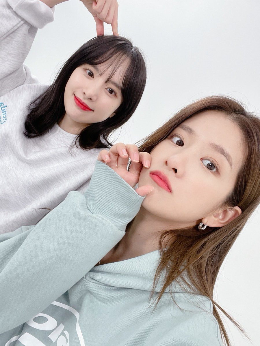 exypics's tweet photo. happy birthday to sojung's forever soulmate and best friend ❤️🥳 

#HappySeolaDay
#우리의_겨울은_설아야 https://t.co/HRh9bQZAJL