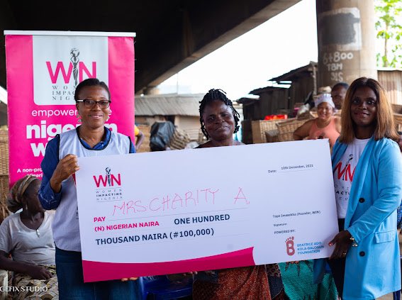 bakbfoundation's tweet photo. It’s that time of the year to uplift women!
This year’s Theme was #FundingForLocalArtisans and we have partnered with @womenimpactnig to donate #100,000 to 5 business owners. All things sold are locally sourced. #bakb #beatriceadokolabalogunfdn https://t.co/i6Zg1sKc8z