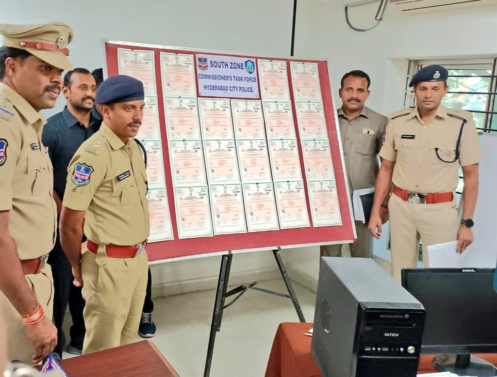 DCPCmnrHyd's tweet photo. The slueths of Commissioner's task force, South Zone team along with Moghalpura police arrested 4 persons who are providing birth certificates and collecting huge amount from them.

@CPHydCity @hydcitypolice @sho_moghalpura

(1/2) https://t.co/tzGGa3r2Lk