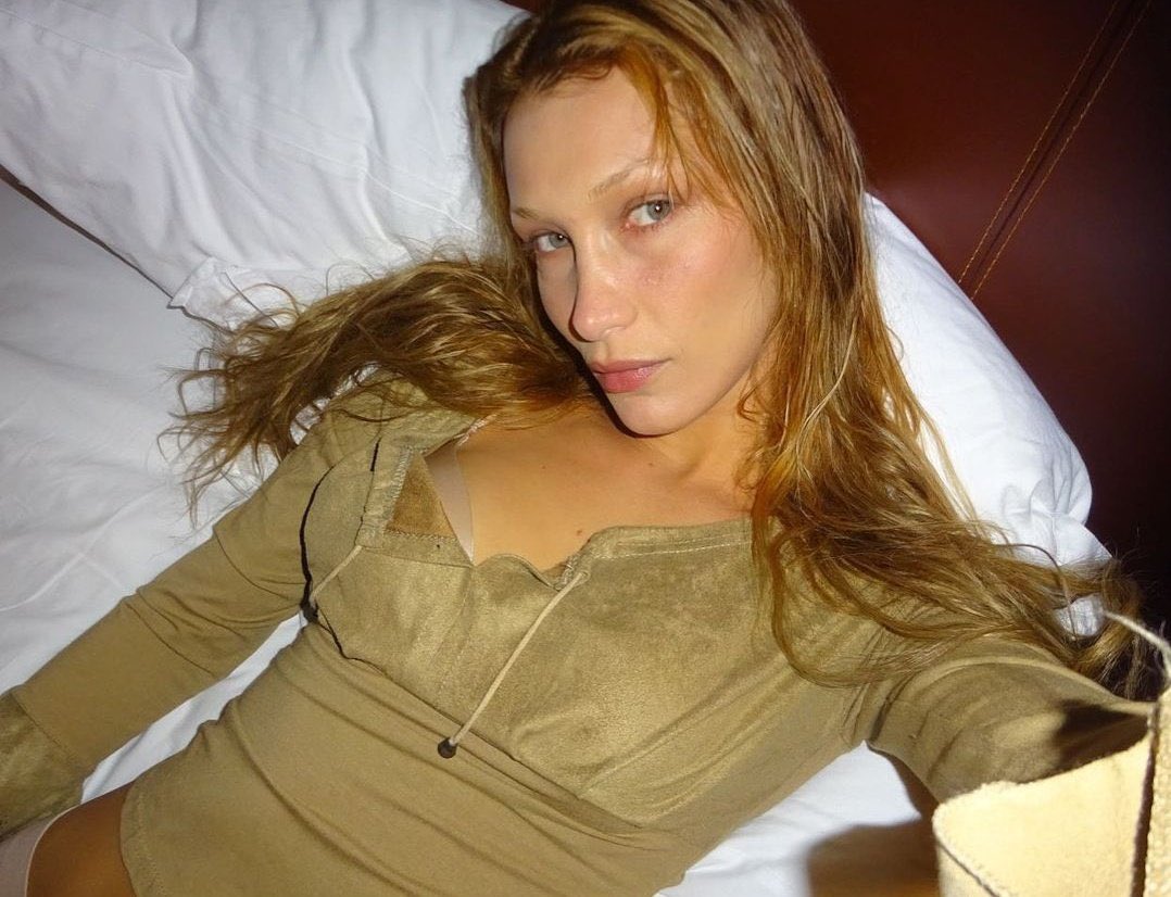 Bellassafeplace's tweet photo. Lady’s and gentleman’s , GiGi and Bella Hadid https://t.co/tR1hmpsYiE