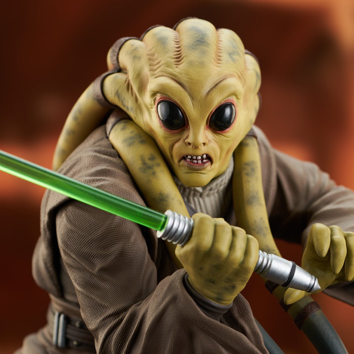 LBeskar's tweet photo. 🔴📦Nueva Estatua a escala 1:7 de "Kit Fisto" dentro de la línea "Premier Collection" de @GentleGiantLTD 
Tendrá una altura de 9", estará Limitada a 3.000 unidades y ya se puede reservar por $200 
Se comenzará a distribuir a partir de Otoño 2023🔴📦⬇️⬇️ https://t.co/mnzxTvgJOc
