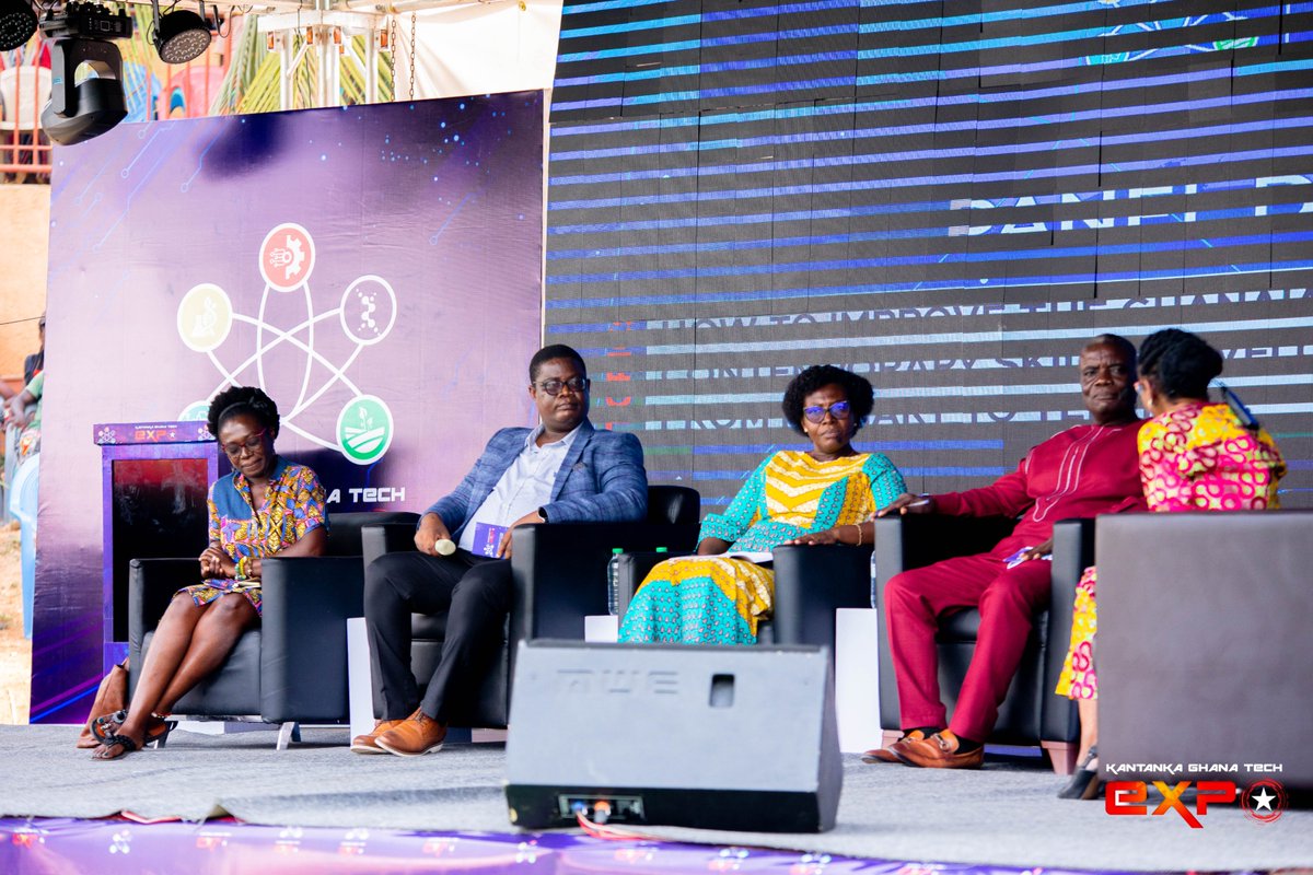 KantankaExpo's tweet photo. Panel Discussion on HOW TO IMPROVE THE GHANAIAN SCHOOL CURRICULUM TO ENHANCE CONTEMPORARY SKILLS DEVELOPMENT AMONG THE YOUTH FROM PRIMARY TO TERTIARY . #KantankaGhTechExpo2022 https://t.co/9WV5SdBnHR