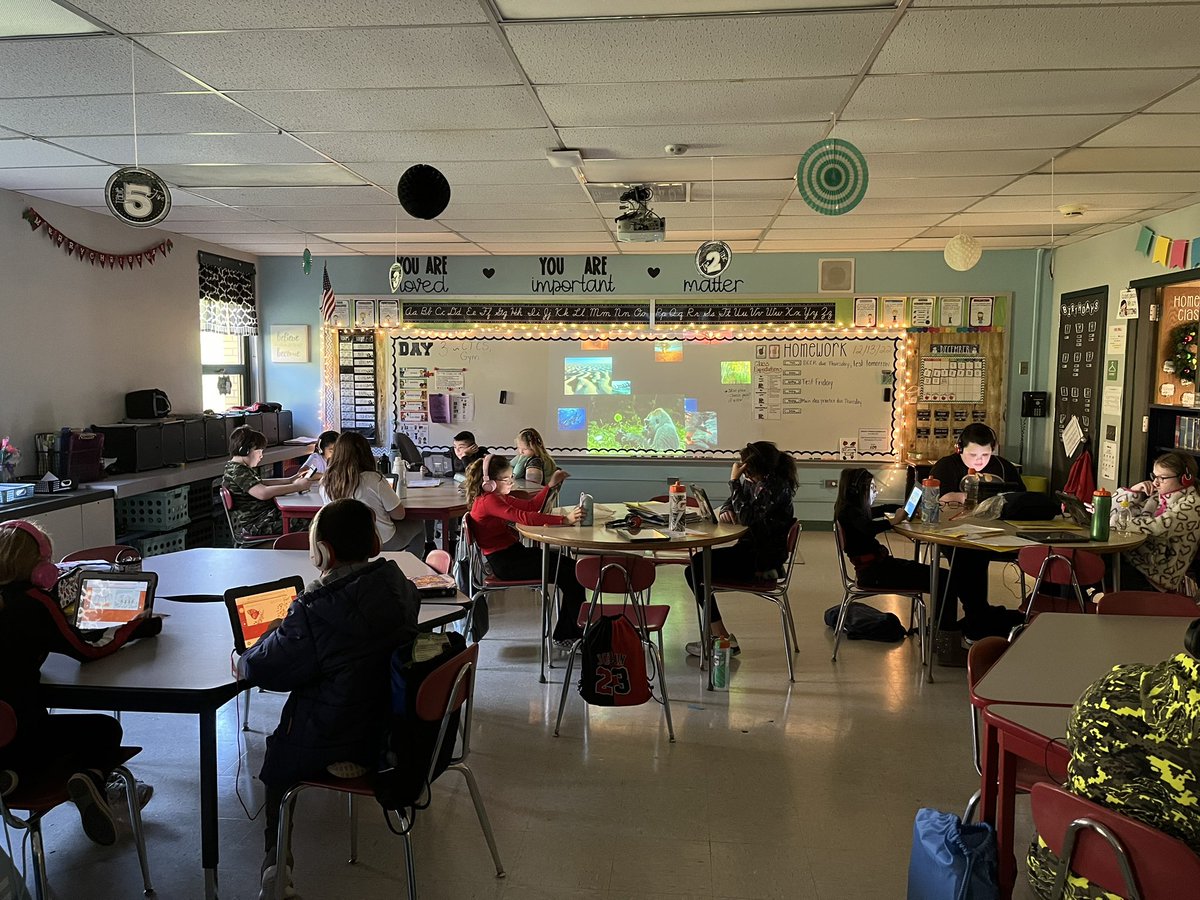 miss_tobias's tweet photo. This week, we got to help test out a new feature @eSparkLearning is working on. We submitted our feedback today while we are remote (which I am SO impressed with their Zoom etiquette). Students were very excited to be a part of this group and overall liked what they saw! 😊 https://t.co/PQaClMECkj