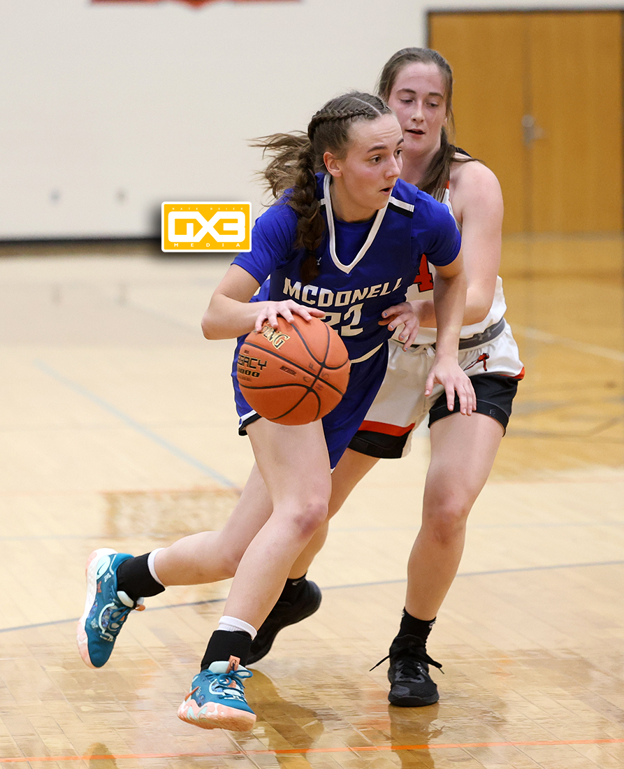 NBGX3Media's tweet photo. 12-17-22 The McDonell girls basketball team had to rally in the second half to overcome and hold off Osseo-Fairchild, but did so and notched a 54-48 win Saturday afternoon.
#mcdonellmacks #ofthunder #wisgb https://t.co/DzCt0oattI