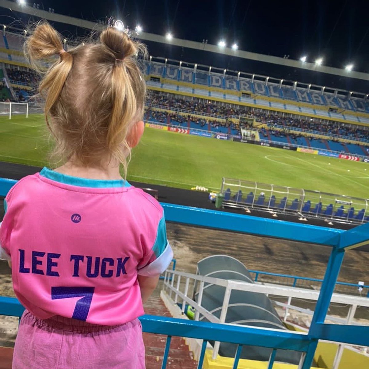LEE__TUCK's tweet photo. Unfortunately my time with Sri Pahang has come to the end. I would like to thank all the great people I have met within the club, the fans and other people I have met in this amazing state we called home. Me and my family will be sad to move on
Best wishes @officialsripahang https://t.co/aKaJgQQwze