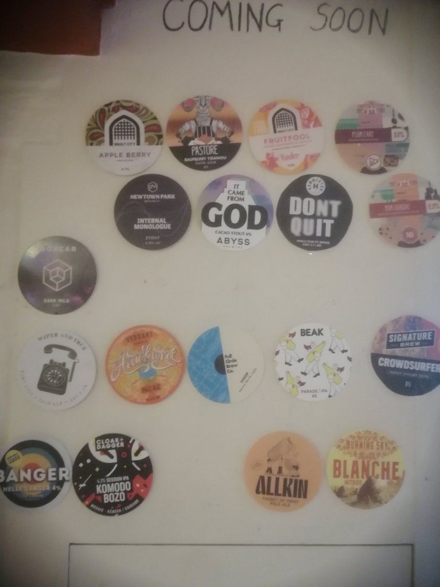 Beers on tap and beers coming soon.
Christmas @Thepantilestap