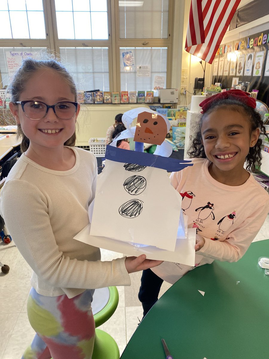mrs_hickey916's tweet photo. After reading The Biggest Snowman Ever, we worked to build snowmen with only 8 pieces of paper, tape, and construction paper for accessories #deSTEMber #lesltps https://t.co/PWGatas1t1