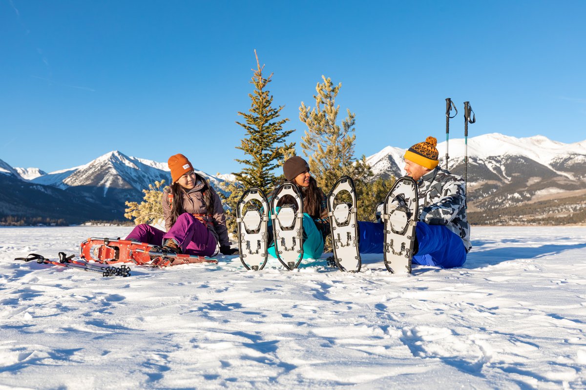 yukoncharlies's tweet photo. To #ExperienceWinter means to experience it together!
Happy to have friends and family around during the holidays, tag who you are excited to see in the comments below👇 https://t.co/bK6OTzXY4P