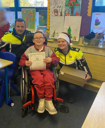 Sdr4Kyle's tweet photo. A big thank you to Garda Barbara (Ashbourne branch) and the @LilBlueHeroes for all the various invitations to this year to parties and days out - the most recent being the Harris Group Christmas party🎄🎅❤️ https://t.co/aSYEes2nGK