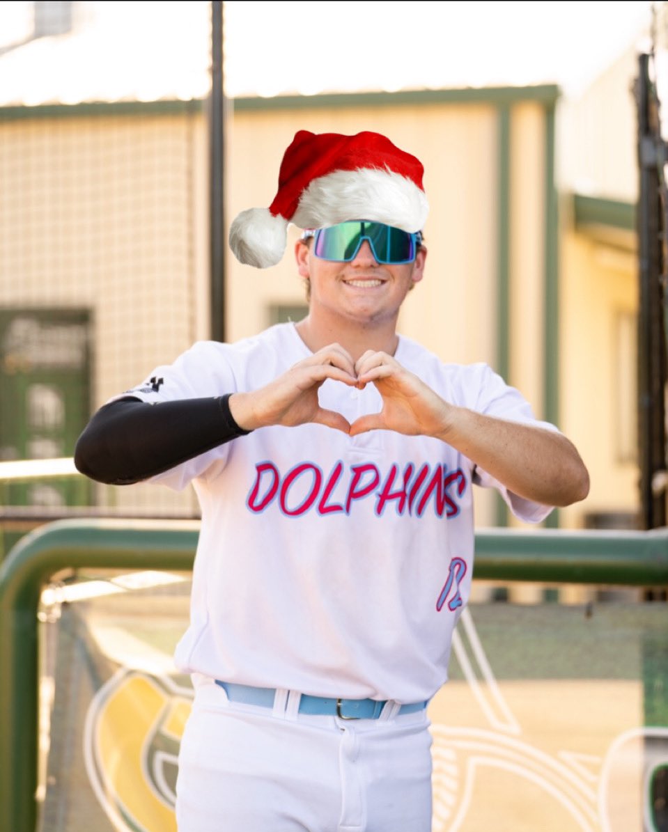 hangout_bsbl's tweet photo. Sending love your way this Christmas! 🫶🏻
.
.
.
HAPPY HOLIDAYS EVERYONE! 🎄🎅🏼 https://t.co/9uWSM6GU7z