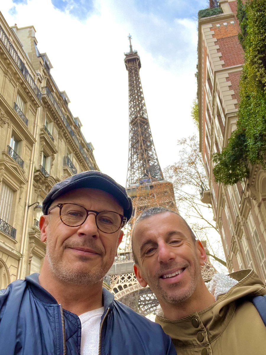 wintertonsworld's tweet image. Paris… out and about.