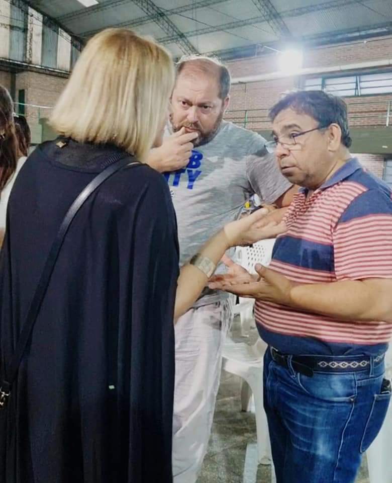 juanjo_castro's tweet photo. Quiero agradecer el trabajo que realizan los profes y administrativos del programa, como así también a la coordinadora distrital #ClaudiaGadea y a la jefa distrital #GabrielaSpinelli por su compromiso diario y a #AngelGatica integrante de la comisión de educación del @PJSMiguel https://t.co/9pmRwxn0JJ