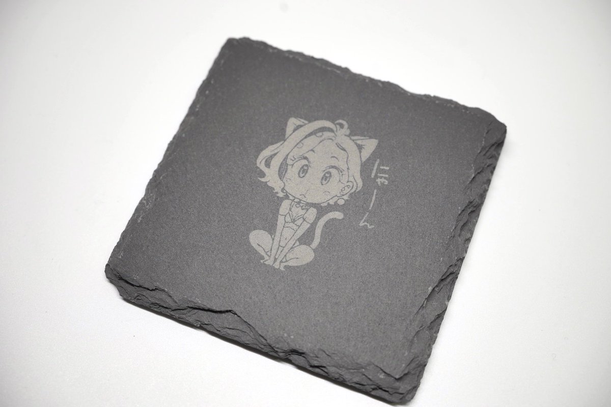 厚さ6ミリまでのアクリルグッズカット&印刷、その他変わった小物グッズ等はいつもリップルレーザーさん(@RippleLaser )にお世話になっております。こちらもグッズ制作ご興味ある方はご相談してみてください。 