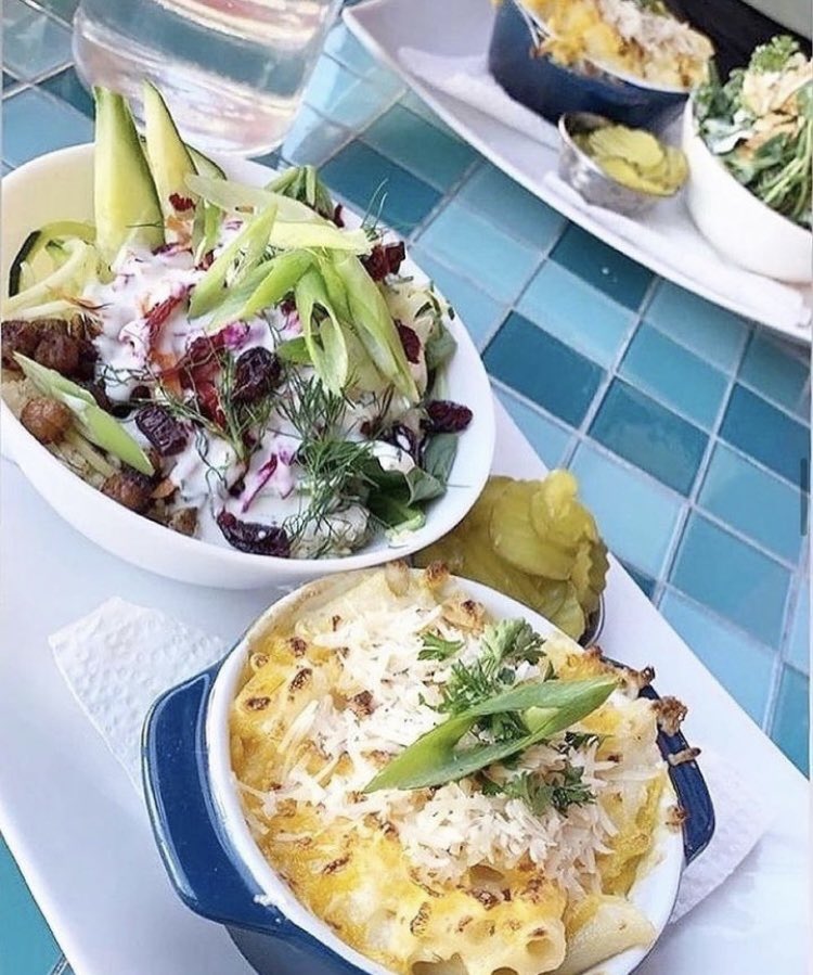 CHOMP vegan eatery tweet media
