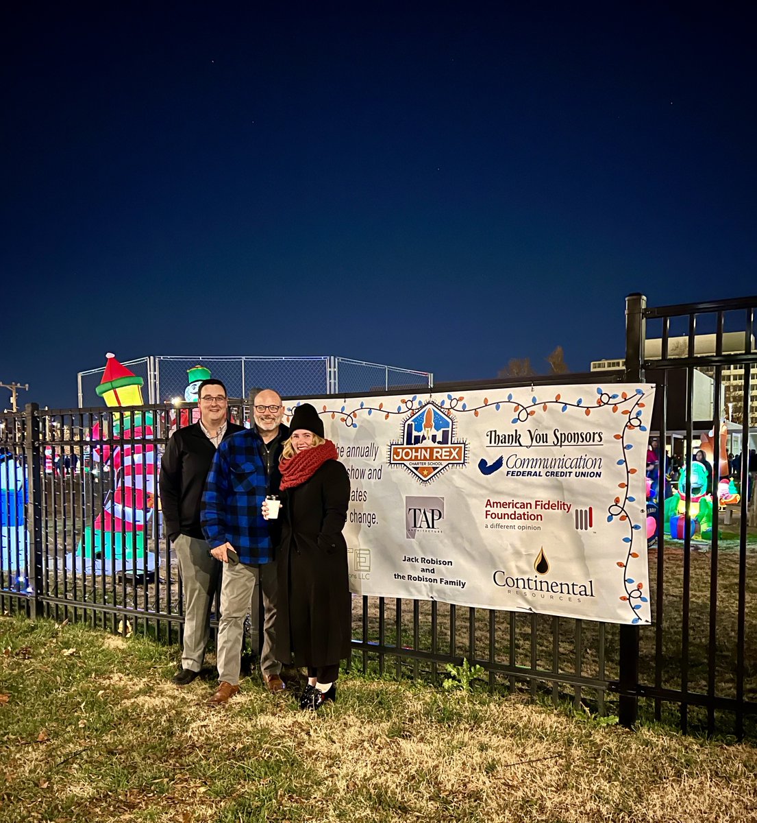 TAP_okc's tweet photo. @JohnRexSchool holiday light show, 10 out of 10. Their staff and kids (who programmed it) are amazing! https://t.co/zSSCTCn5m8