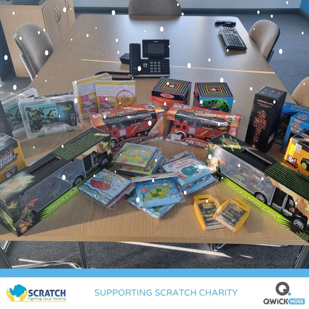 💔 <a href="/SCRATCH_Charity/">SCRATCH Charity</a> provides services which relieve the effects of hardship, disadvantage and poverty for individuals and families living in #Southampton and the surrounding area. 

We delivered some goodies to ensure that everyone has an enjoyable #Christmas.

#Charity #donation