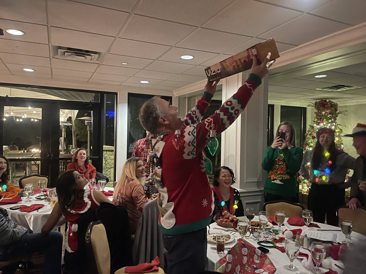 Merry Christmas and Happy Holidays from the Blackhawk family! We hope you have a wonderful holiday with your loved ones.

Our offices will be closed on the 26th and 27th of December and will return to normal business hours on the 28th.