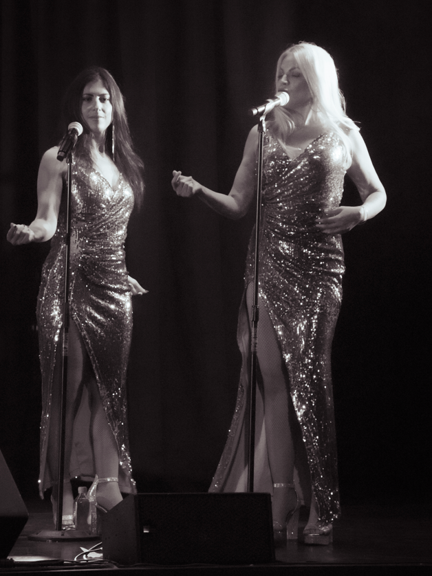 recklessinvegas's tweet photo. With just three Reckless In Vegas shows left at @SAHARALasVegas, don't miss performances by our extraordinarily talented vocalists, Roni Meron and Paige Strafella π΅πΆ
Join us this evening in the SAHARA Theatre or on Dec. 29th and 30th. #LetsGetReckless
π·: @SebTheve https://t.co/gMjDhN7C7s