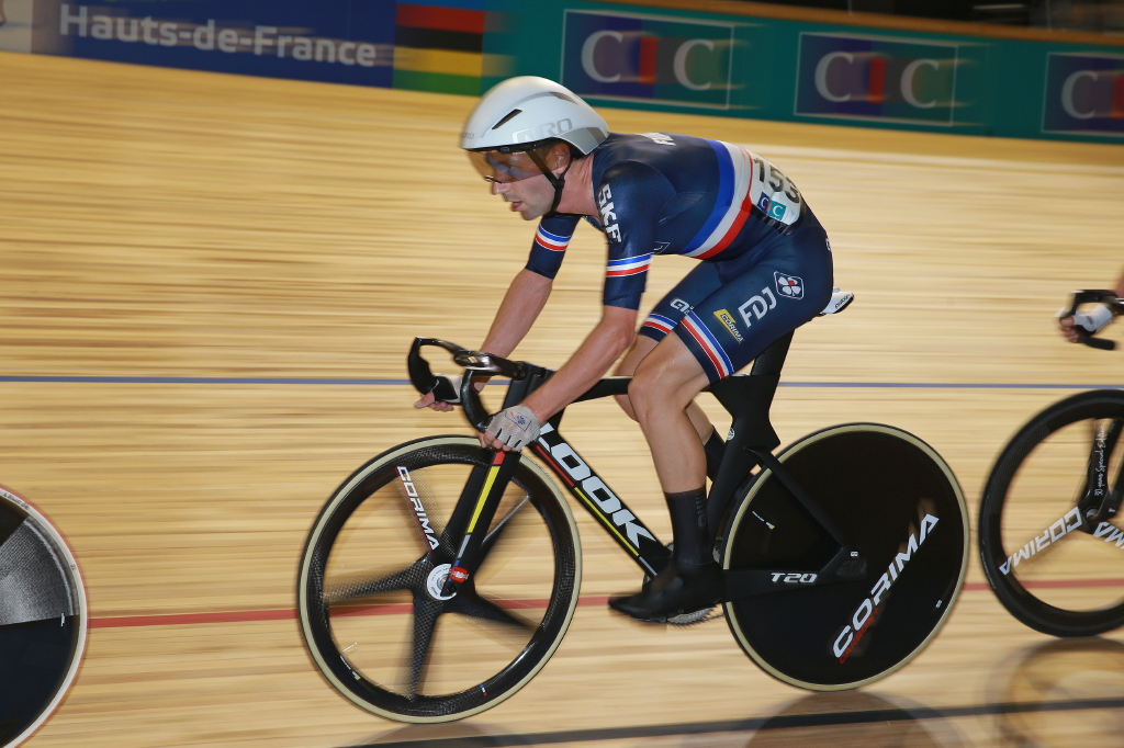 Stab Vélodrome Roubaix Hauts-de-France tweet media