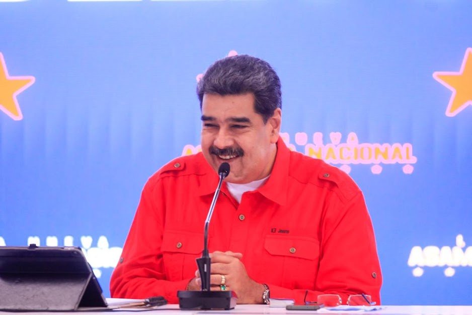 #LoDijo || <a href="/NicolasMaduro/">Nicolás Maduro</a>: En el próximo año vienen grandes retos, uno de ellos: profundizar en el bienestar social del pueblo para avanzar hacia el desarrollo de nuestro país. Posicionaremos a Venezuela en la vanguardia de la eficiencia de las políticas sociales.

#26Dic
