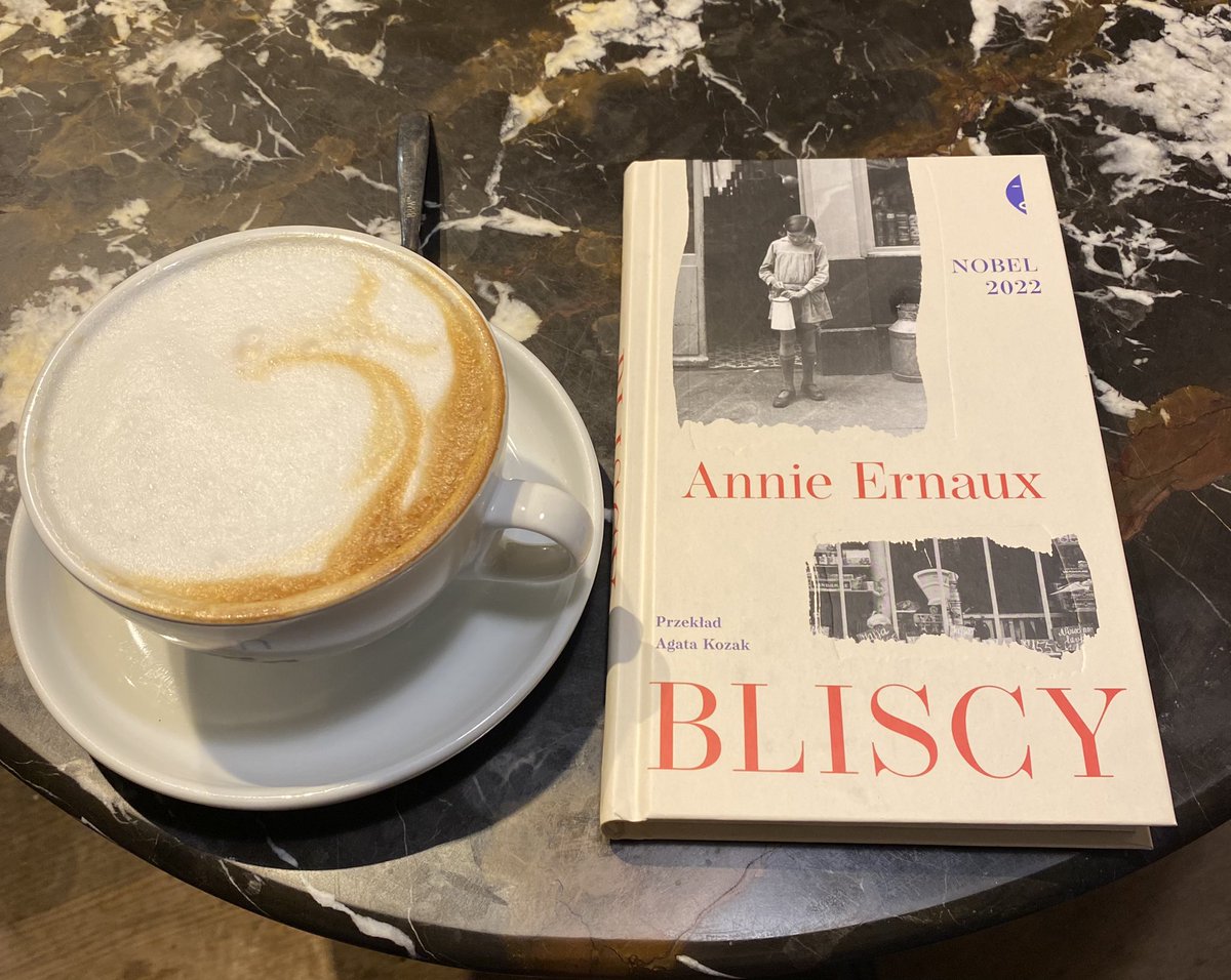 adam_abramczyk's tweet photo. Miłego wieczoru, kochani! 😁☕️#TerazCzytam 📚 #Bliscy 📖 #AnnieErnaux ❤️ https://t.co/rDdALcXhVI