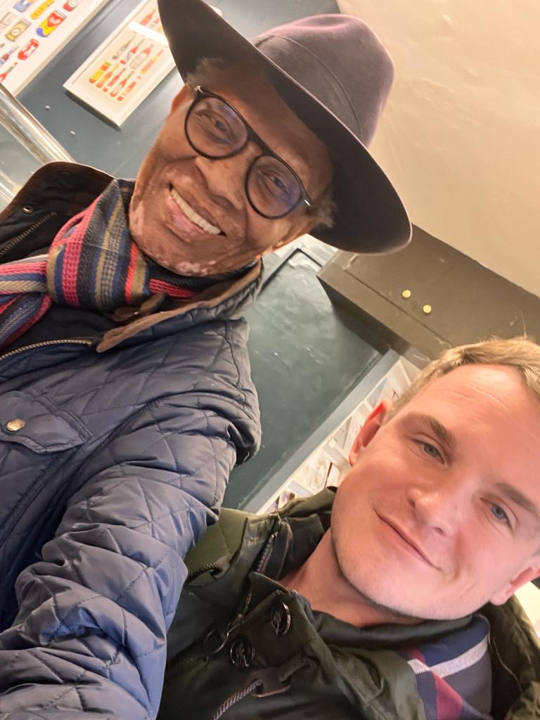 theblackfarmer's tweet photo. Great meeting a fan in Lacock!
#theblackfarmer #greatencounters #outandabout #lacock #wiltshire https://t.co/SENKbQ5u13