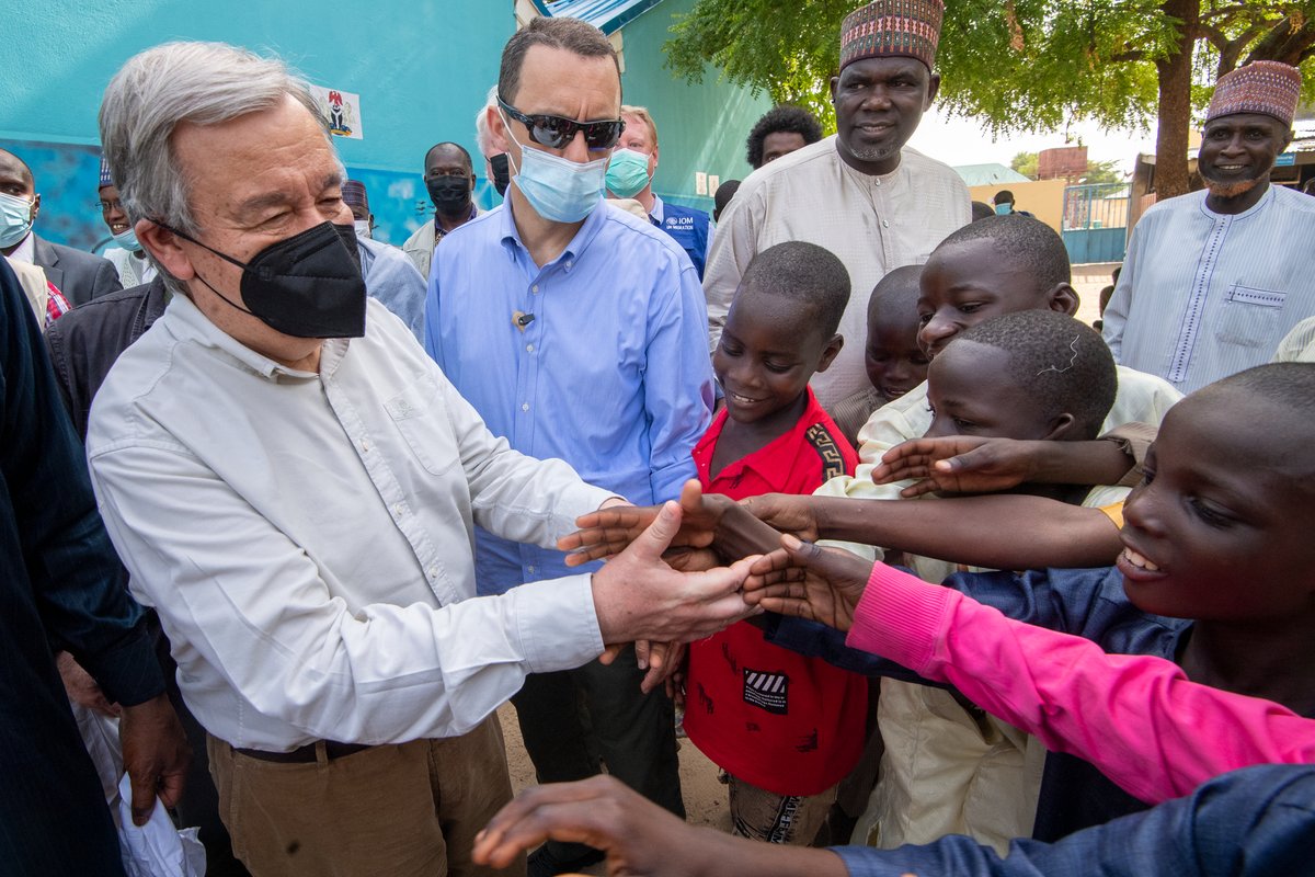 antonioguterres's tweet image. This year, I visited Pakistan, the Sahel &amp;amp; other places affected by the climate crisis.

I could see first hand that leaders worldwide aren&apos;t doing enough to address the climate emergency.

We need more #ClimateAction to realize everyone’s right to a healthy environment.