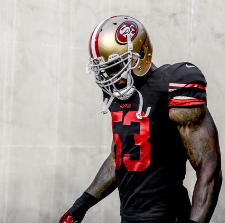 NinersHistory's tweet photo. NaVorro Bowman #FTTB https://t.co/ieeapkXPFu