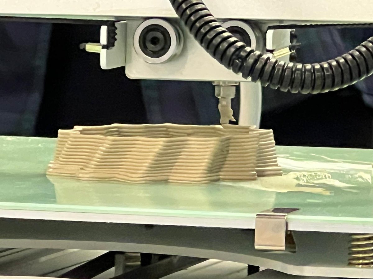 FabLabOlbia's tweet photo. Stampa 3D di materiali argillosi e di materiali edibili/alimentari: una sintesi del doppio seminario del 14 Dicembre presso l'Innovation Lab della Camera di Commercio IAA di Sassari. Alla ricerca delle nuove frontiere della digital fabrication. https://t.co/g6wO8BrTFS