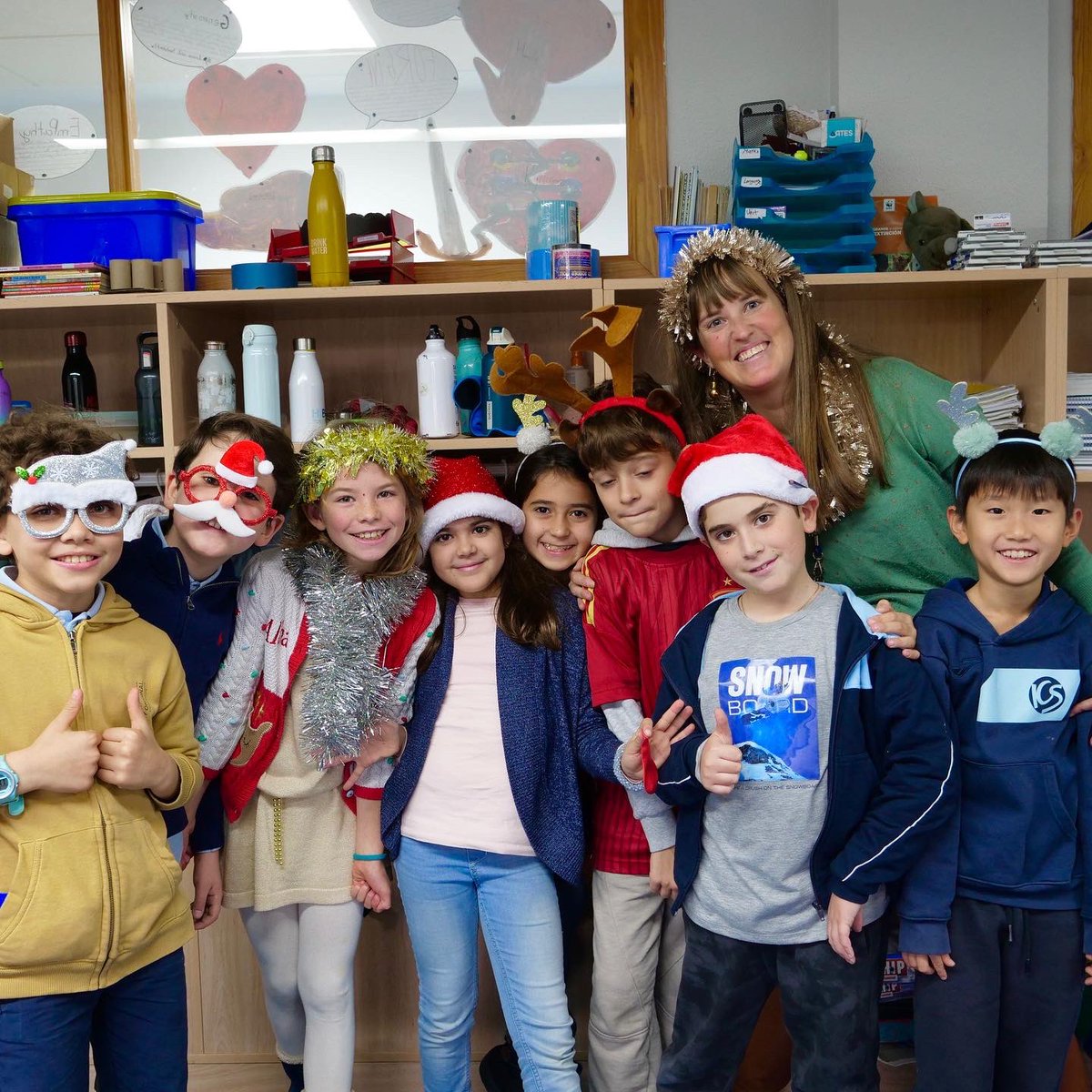 ICSMadrid's tweet image. With these highlights from our fantastic last week of term celebrating the festive season, we want to wish our ICS community a relaxing and joyful holiday, and a great start to 2023!
See you back at school on 9th January!🥳
#ICSisthebest #WinterBreak #NordAngliaEducation