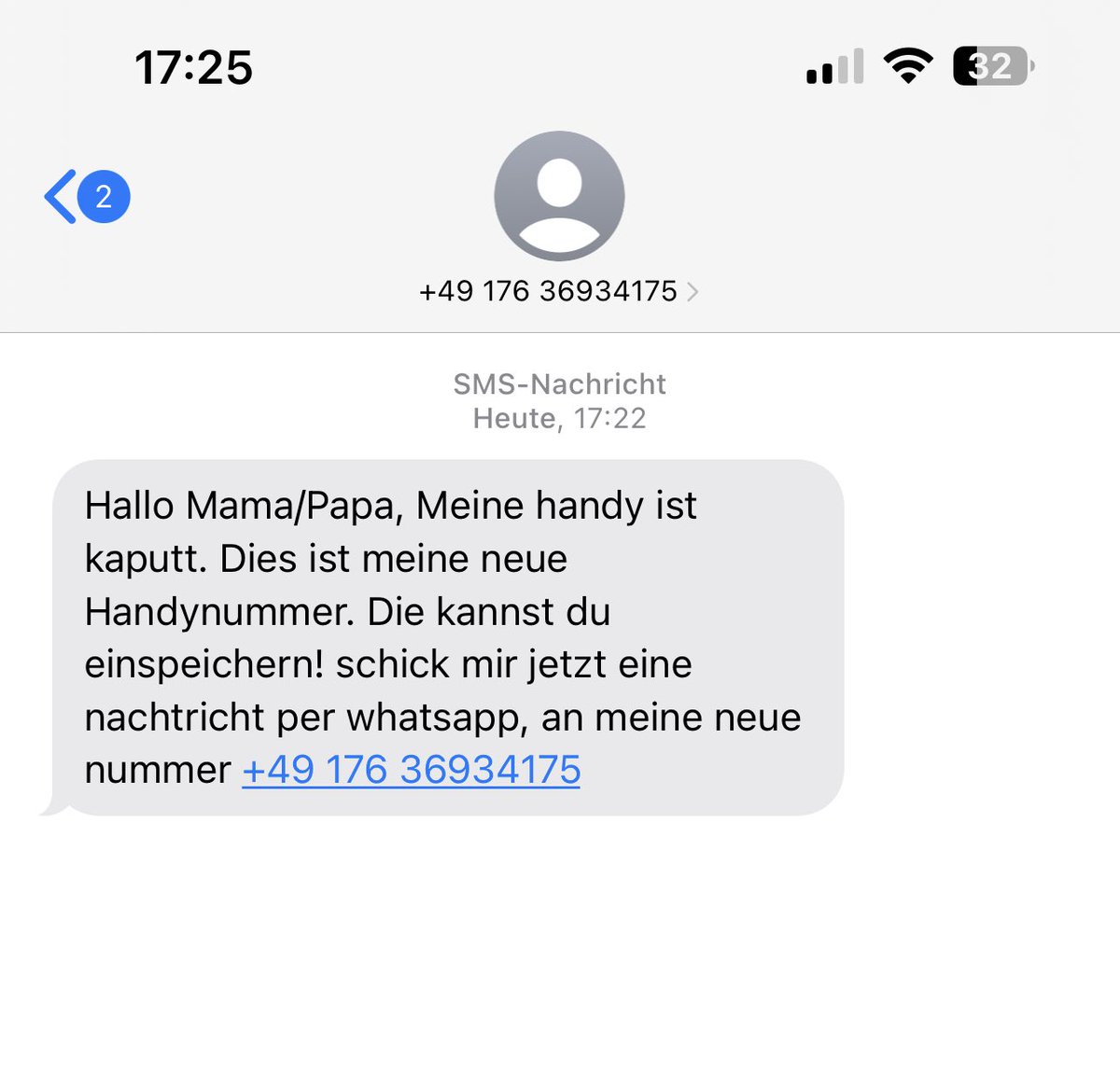 Vorsicht bei so einer SMS. Am besten sofort löschen. Das ist eine Betrugsmasche.