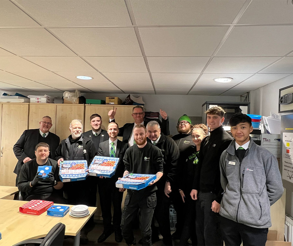 dmkeithgroup's tweet photo. Well done to the team at D. M. Keith ŠKODA Hull, who won the Repair Quality E-Learning incentive. 😀👍

To celebrate they enjoyed a Pizza Party from ŠKODA UK. 🍕

Well done ŠKODA Hull! 👏

#DMKeith #TeamTartan #ŠKODA #Pizzaparty https://t.co/r0HXh2eMj3