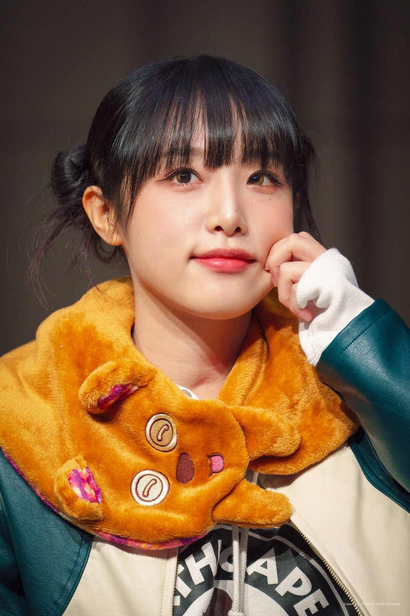 Ayano_WonYoung's tweet photo. 221223 #FruitStore 팬싸인회
💖
#아이즈원 #アイズワン #IZONE #예나 #최예나 #오리 #イェナ #YENA https://t.co/QtoxOKjHhh