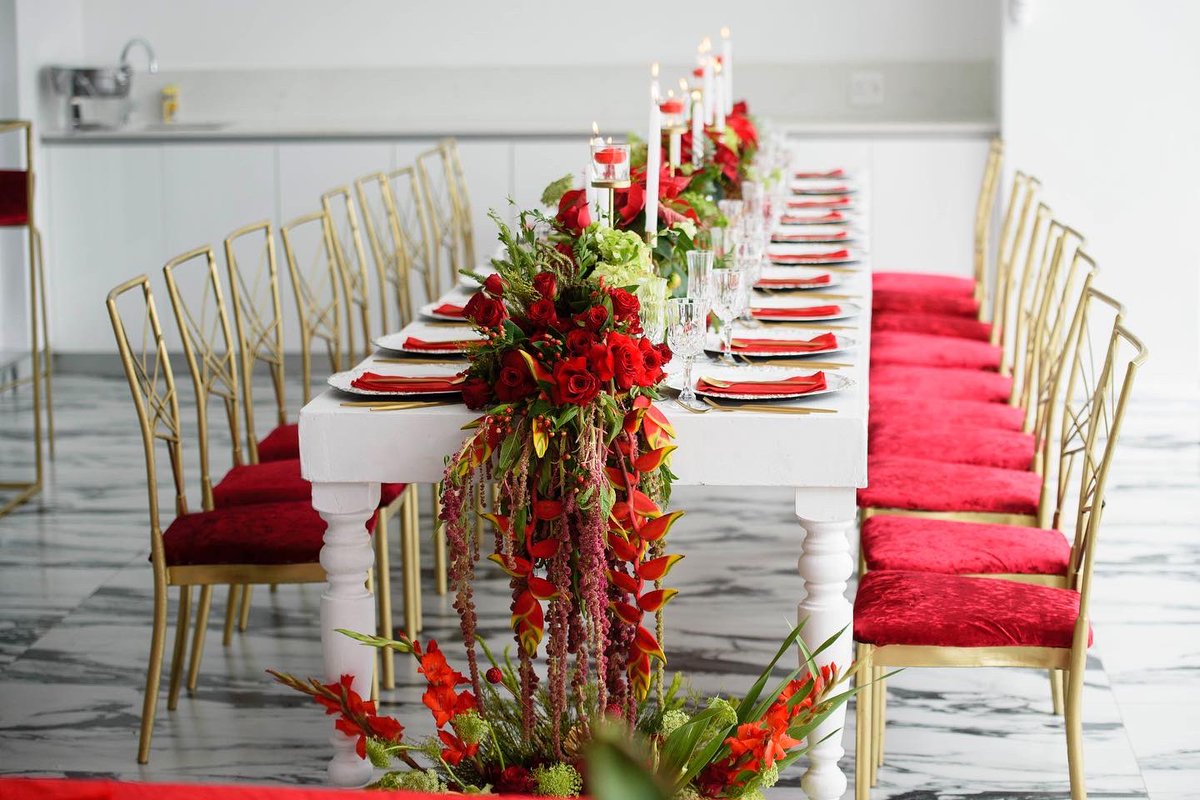 nonoevents's tweet image. Christmas Lunch Deco
Thank you  @LesegoPitso9 🙏
#RedTheme #ChristmasDeco
#IntimateCelebrations #Celebrations 
#Candles #Flowers
#NonoEvents