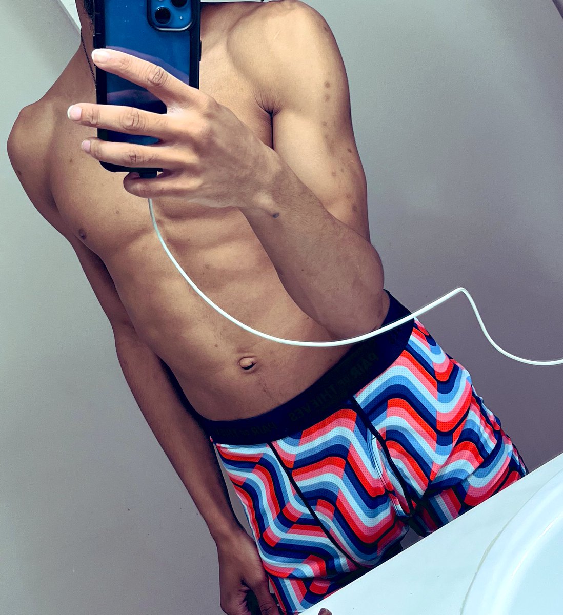 DaOneLightskin's tweet photo. I’m backkkkk😜🤪 #313freak #detroit313 https://t.co/UJHByi22Ve