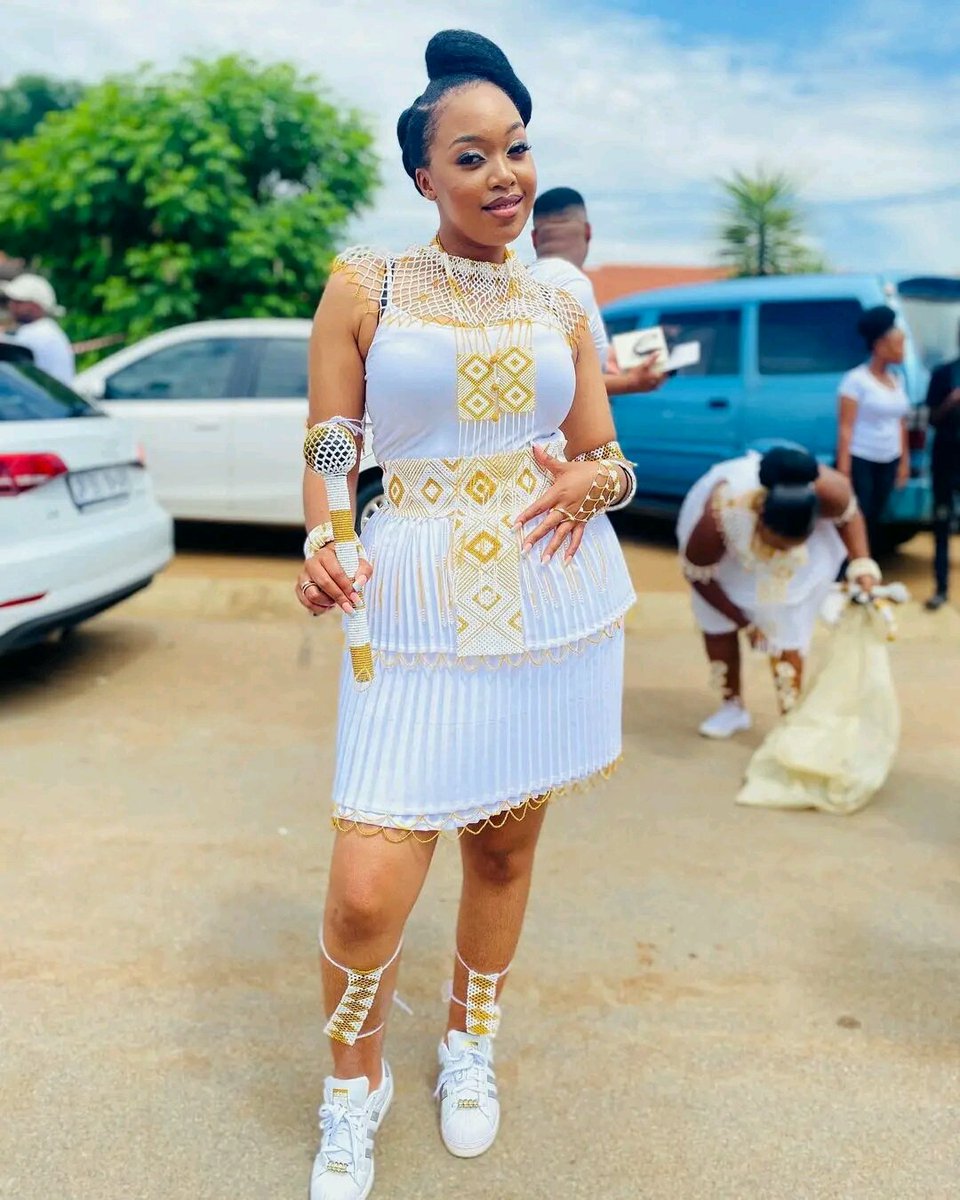 joy_zelda's tweet photo. Pretty Seakemela is Beautiful ❤❤❤
Retweet if you think so 
#SkeemSaam https://t.co/ume7O93WhV