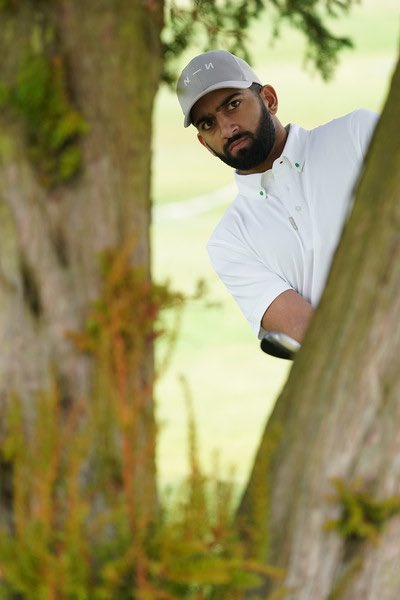 nilssongolfuk's tweet photo. Who spies 🕵️‍♂️ the #ButtonDown grey buttons on our #Knapp shirt…….

Small details along with tasteful branding makes Nilsson that bit extra special! 

#nilssongolfers
#course2clubhouse
#bunker2bar https://t.co/0ml4Gt2iY6