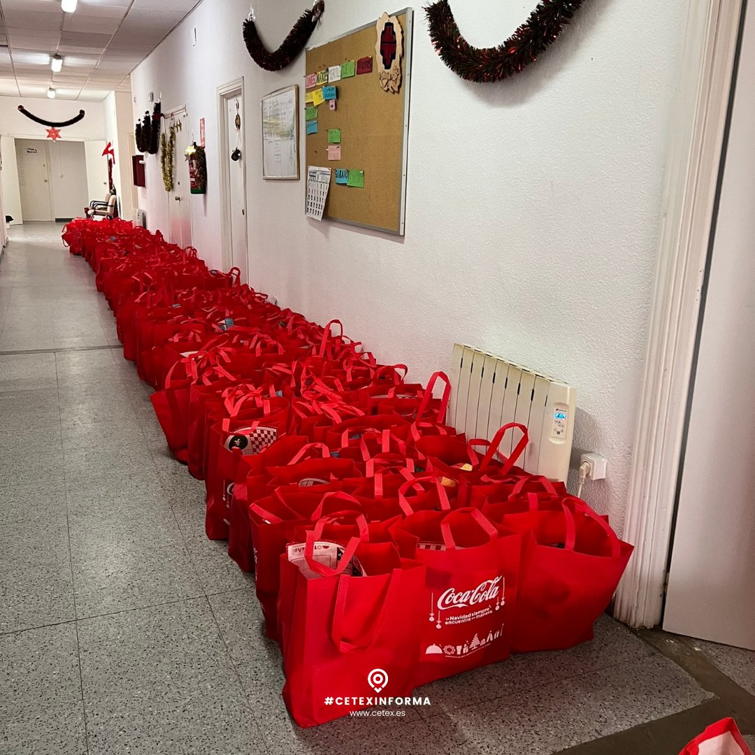 #CetexInforma ❤️ Por segundo año consecutivo <a href="/CocaCola/">Coca-Cola</a> ha puesto en marcha la campaña 'La Navidad siempre encuentra una manera'. Para llevar a cabo esta iniciativa en la capital pacense, Coca-Cola ha contado con la colaboración de <a href="/CETEXOficial/">Confederación Empresas de Turismo de Extremadura</a> 
#representatividadsectorial
