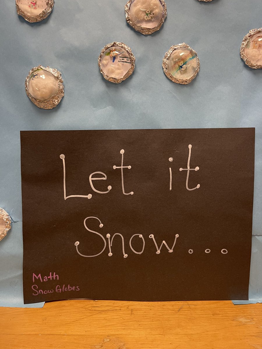 SusanBycoff's tweet photo. #bmsed math students study volume and how it helps with visuals. Thanks! @MCPE_Medfield #snowglobes #medfieldmath #makermath @techmonstah @MaryellenDubois https://t.co/Xacir8tAP8