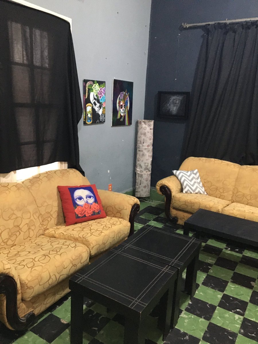 OliviaPeregrino's tweet photo. Andamos preparando algo bien bonito en el #2023 para todas las #lesbianas #cinefilas de #Monterrey. Pronto les daremos la buena noticia, estén pendientes 🎥🏳️‍🌈💜 

#cine #movies #lgbt #Mty https://t.co/7x2i8FGeDq