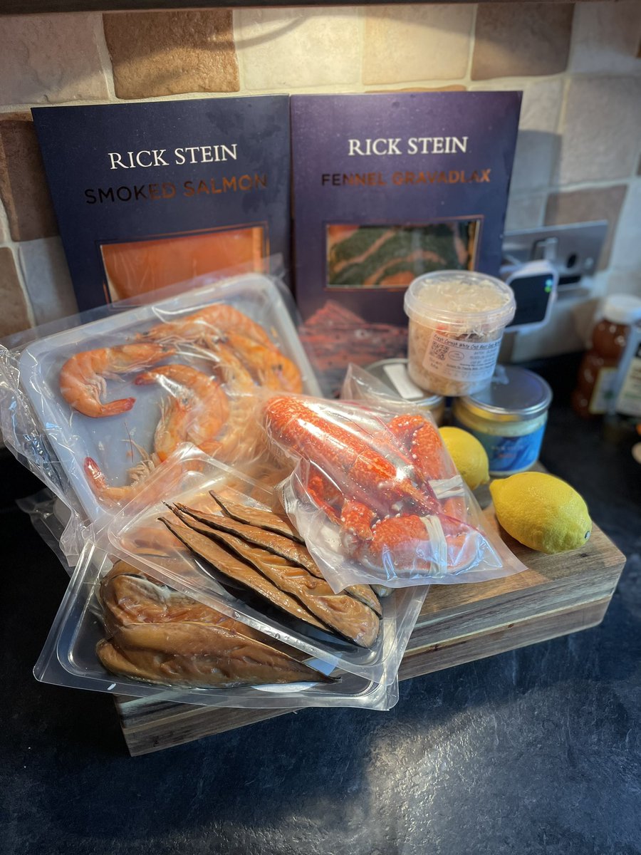 kil2508's tweet photo. @RickSteinRest @Rick_Stein @kil_0212 had this as a Christmas Gift, can’t wait to get stuck in! #steinathome https://t.co/DnLNHFNcj9