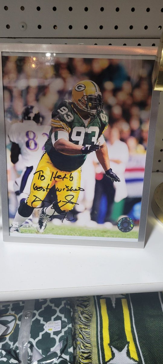 Smokesgal14's tweet photo. Things I find at antique malls. I didn't think we were that old. 😆 @GilbertBrown https://t.co/HcoI6NuFUv