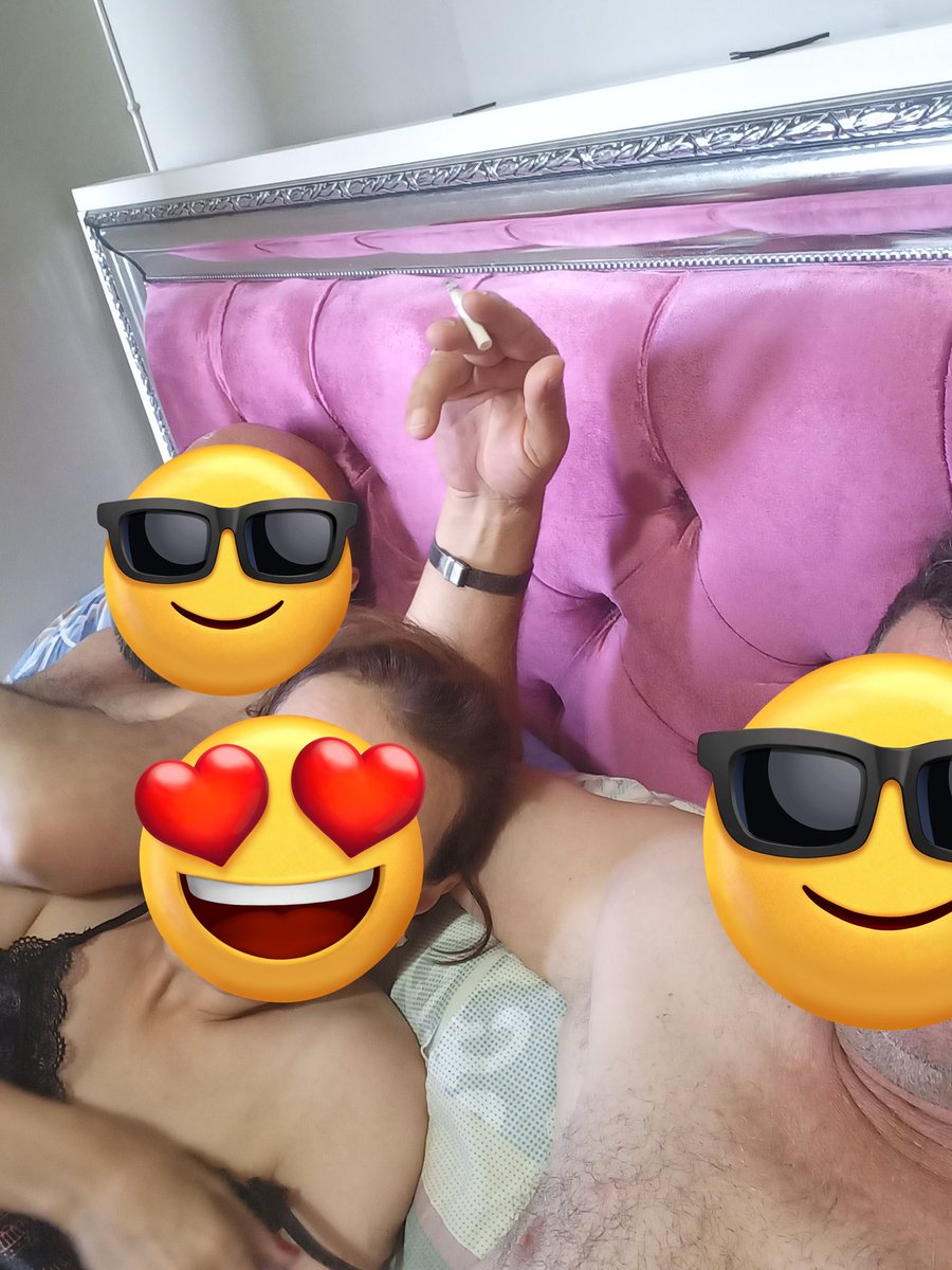 DEĞERLI TEK ERKEK ARKADAŞLAR LÜTFEN ARAYIŞIM SADECE EVLI ÇIFT FOTO DA GÖRDÜĞÜNÜZ GIBI