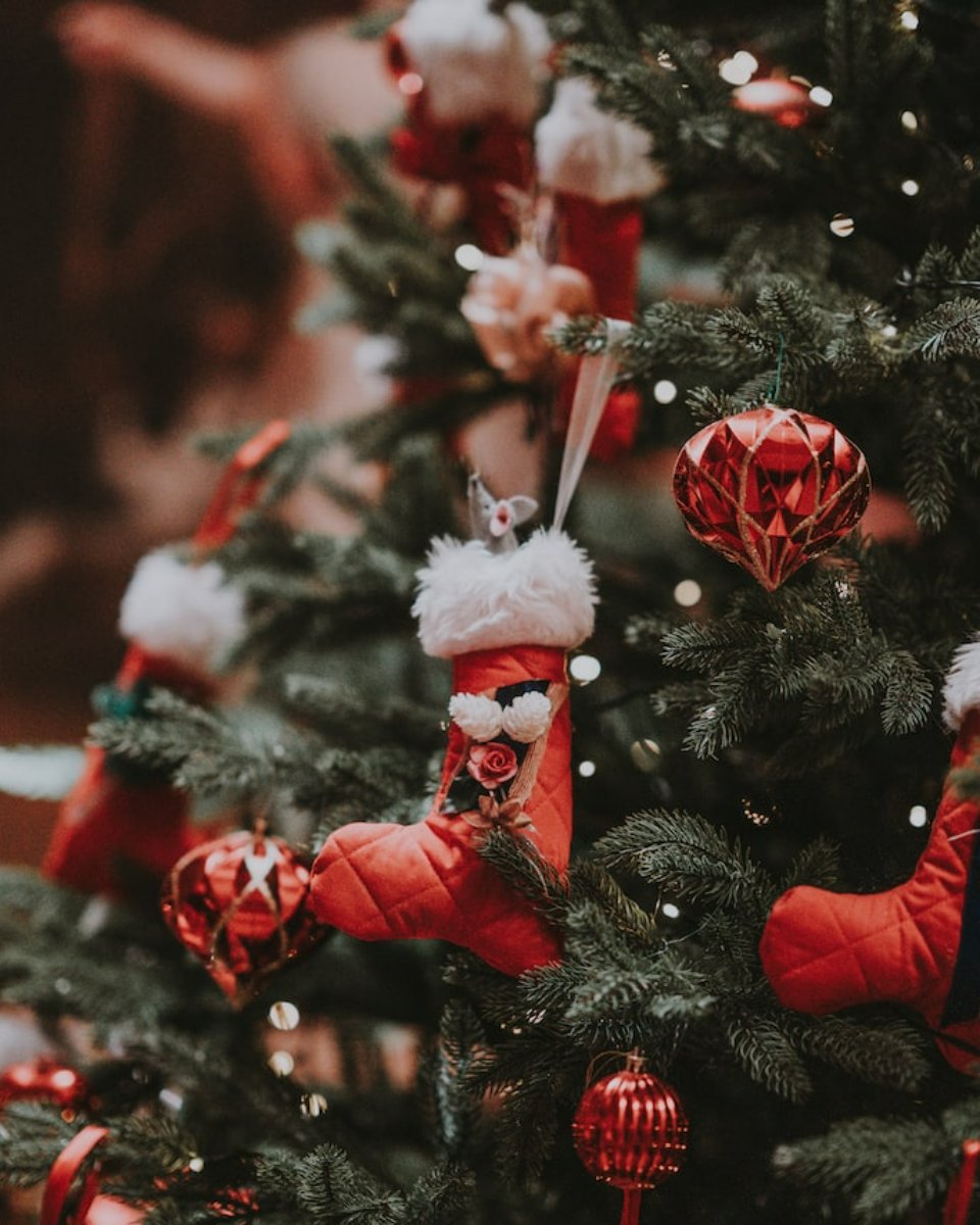 MarcysLeopold's tweet photo. The holidays are all about spreading joy with our handcrafted comfort recipes. We hope everyone in the Leopold community has a happy holiday filled with good food and wonderful company! https://t.co/gnMbsnOCAx