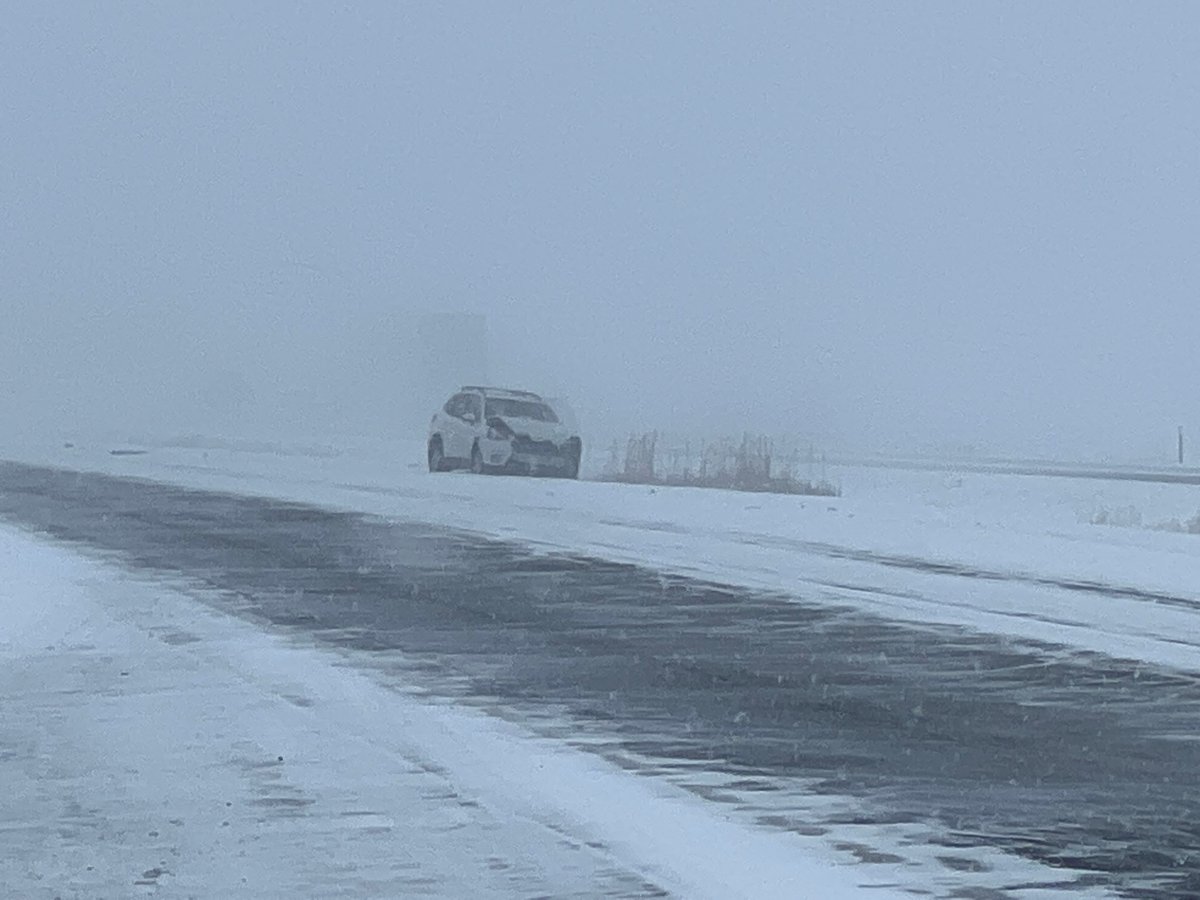 WSDOT_East's tweet photo. Unfortunately a few minutes after these pictures were taken, a driver rear-ended Plowie McPlow Plow as it was plowing eastbound I-90 west of Spokane. Please slow down as snow continues and give our plows space. https://t.co/7TqTZAD9Yc