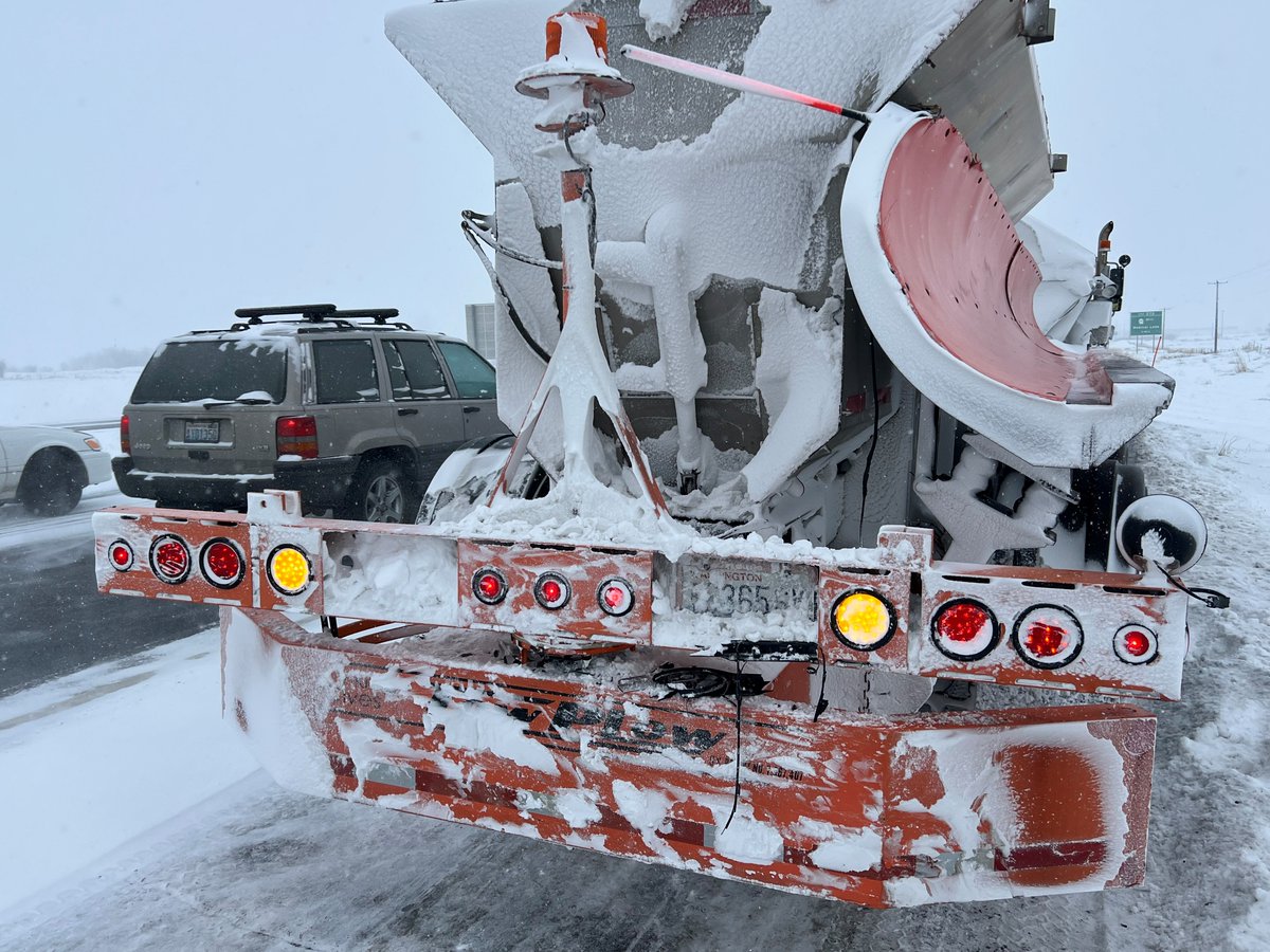 WSDOT_East's tweet photo. Unfortunately a few minutes after these pictures were taken, a driver rear-ended Plowie McPlow Plow as it was plowing eastbound I-90 west of Spokane. Please slow down as snow continues and give our plows space. https://t.co/7TqTZAD9Yc